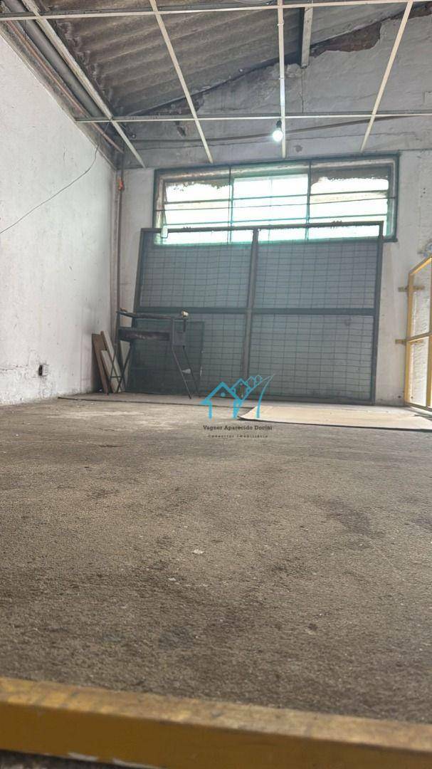 Depósito-Galpão-Armazém para alugar, 200m² - Foto 5
