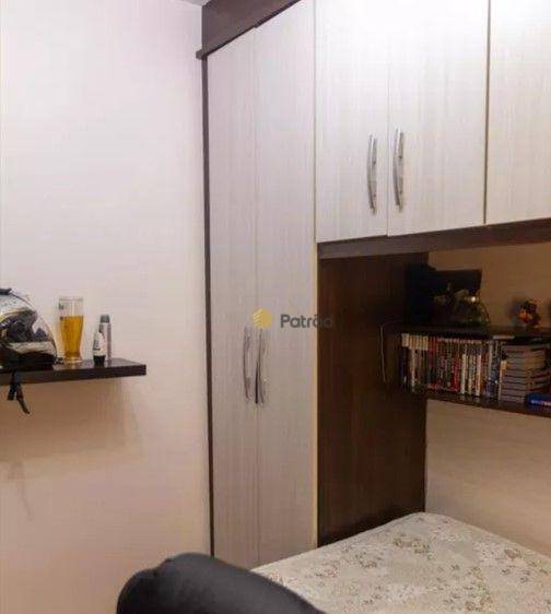 Casa à venda com 3 quartos, 213m² - Foto 11