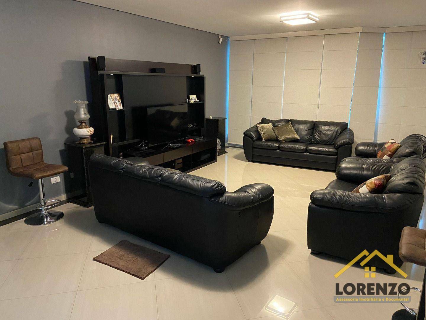 Sobrado à venda com 3 quartos, 253m² - Foto 2