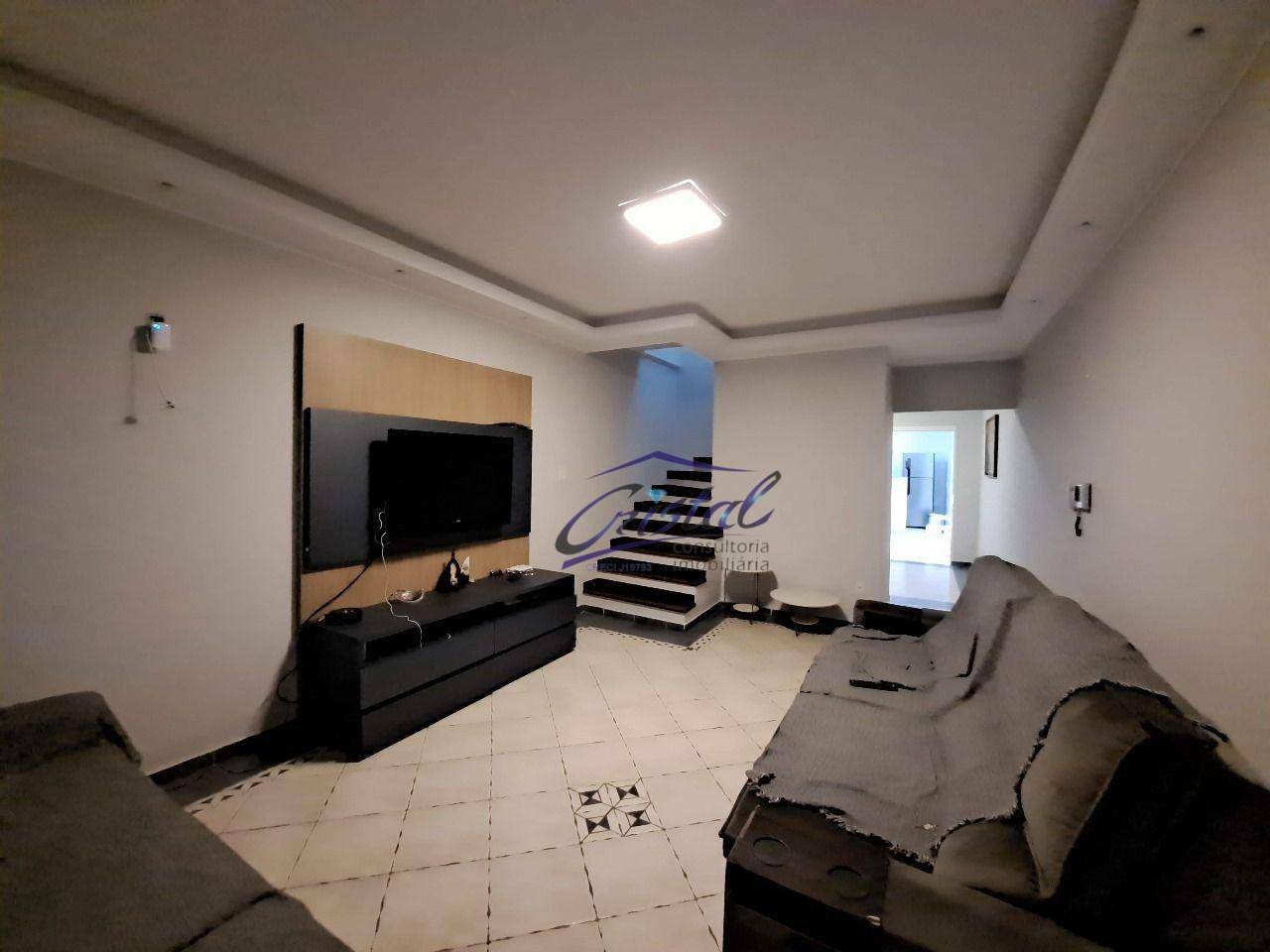 Casa à venda com 3 quartos, 108m² - Foto 1