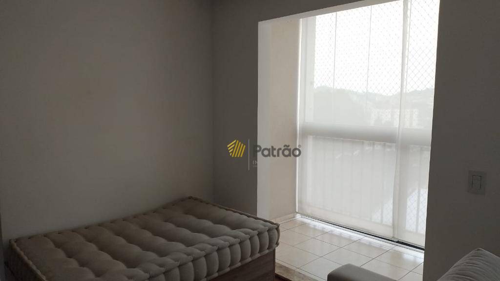 Apartamento à venda com 2 quartos, 72m² - Foto 12