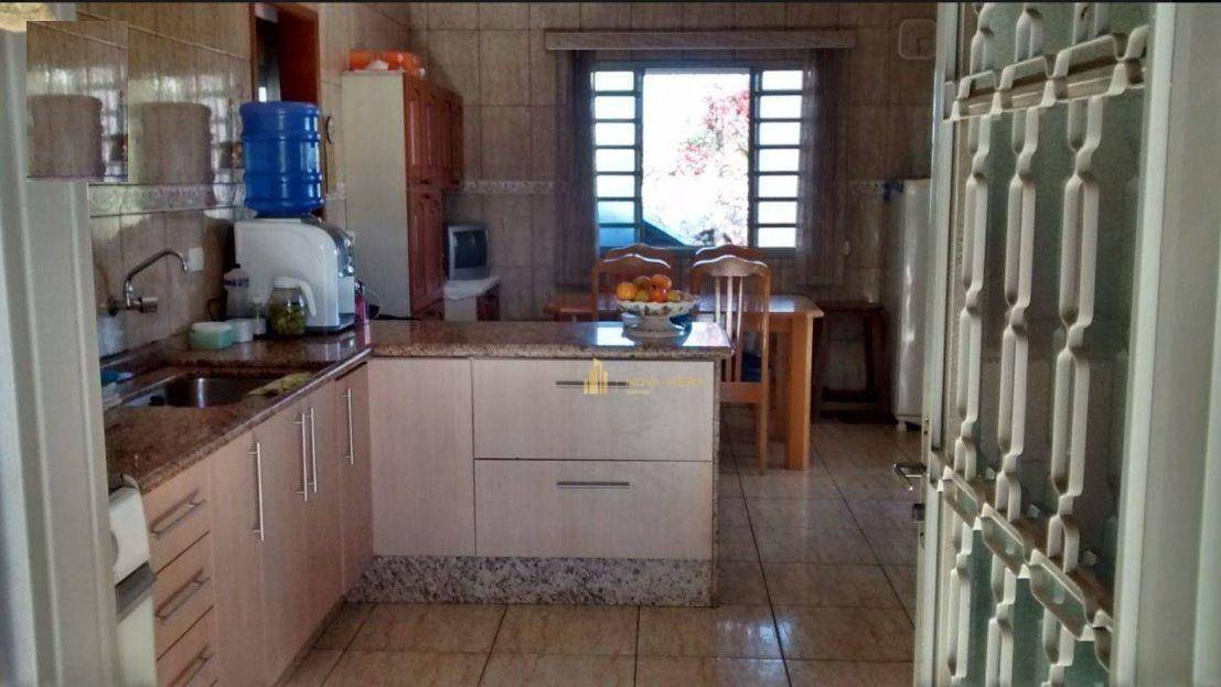 Chácara à venda com 2 quartos, 160m² - Foto 4