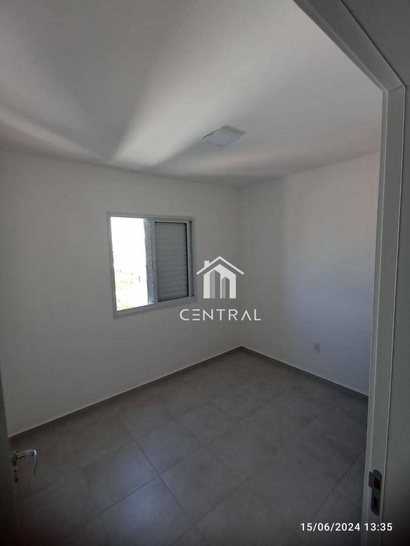 Apartamento à venda com 2 quartos, 62m² - Foto 3