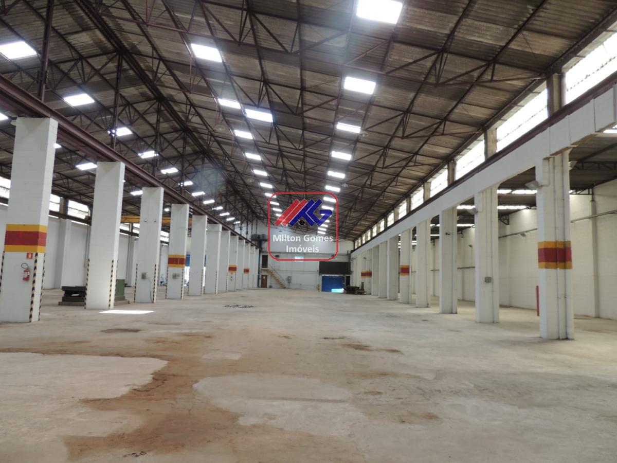 Depósito-Galpão-Armazém para alugar, 4000m² - Foto 2