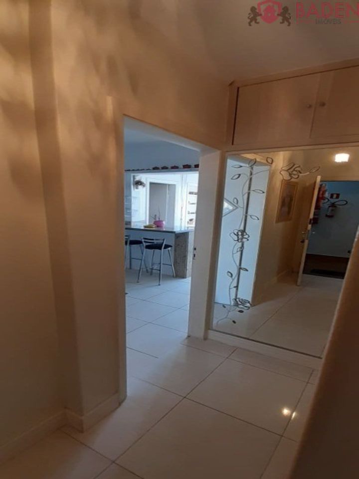 Apartamento à venda com 3 quartos, 140m² - Foto 16