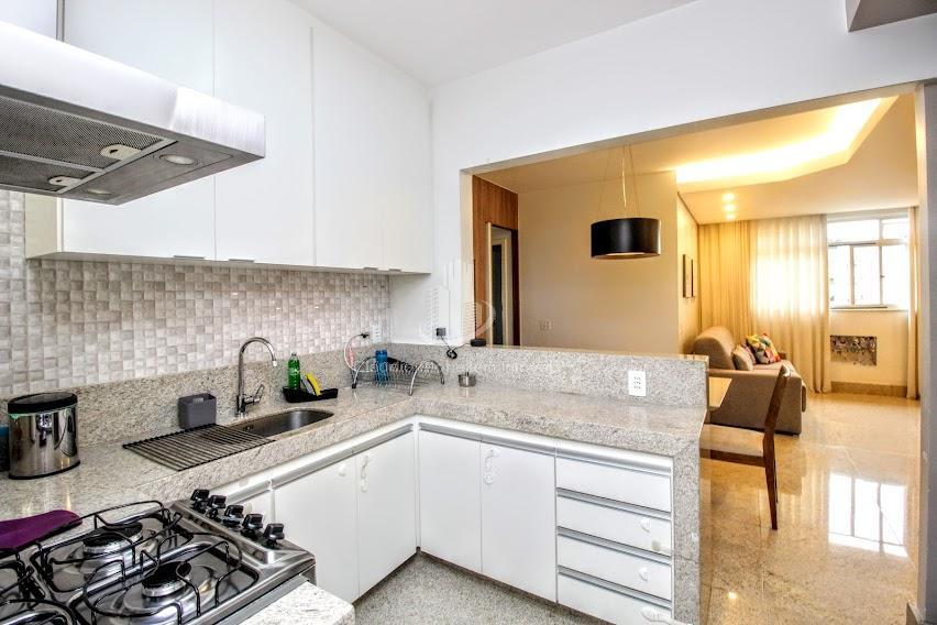 Apartamento para alugar com 3 quartos, 95m² - Foto 18