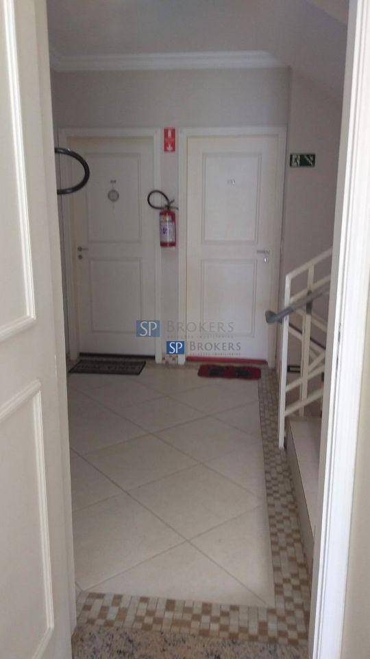 Apartamento à venda com 2 quartos, 72m² - Foto 2