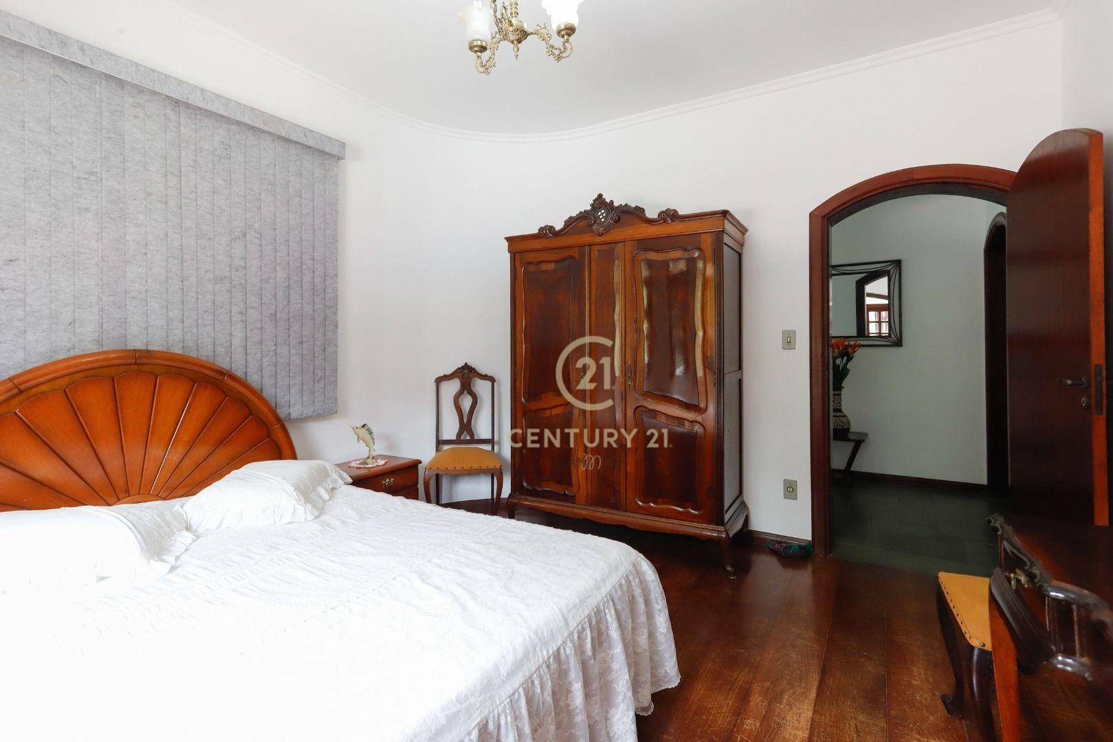 Casa de Condomínio à venda com 4 quartos, 272m² - Foto 16