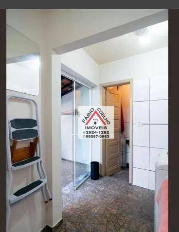 Sobrado à venda com 3 quartos, 200m² - Foto 17