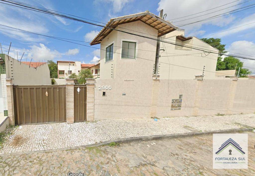 Casa à venda com 4 quartos, 188m² - Foto 1