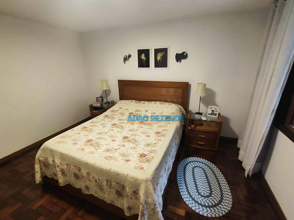 Casa à venda com 7 quartos, 281m² - Foto 24