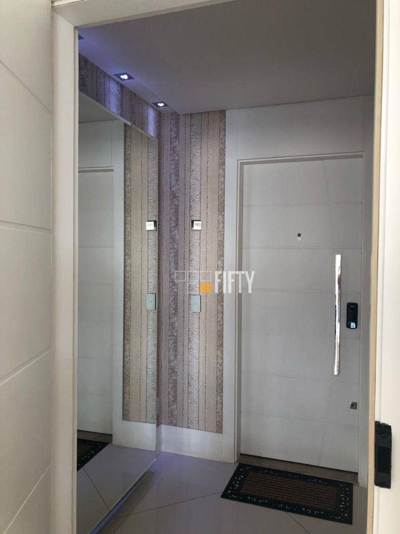 Apartamento à venda com 3 quartos, 146m² - Foto 12