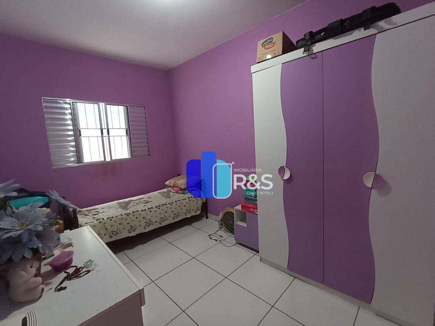 Casa à venda com 6 quartos, 231m² - Foto 27