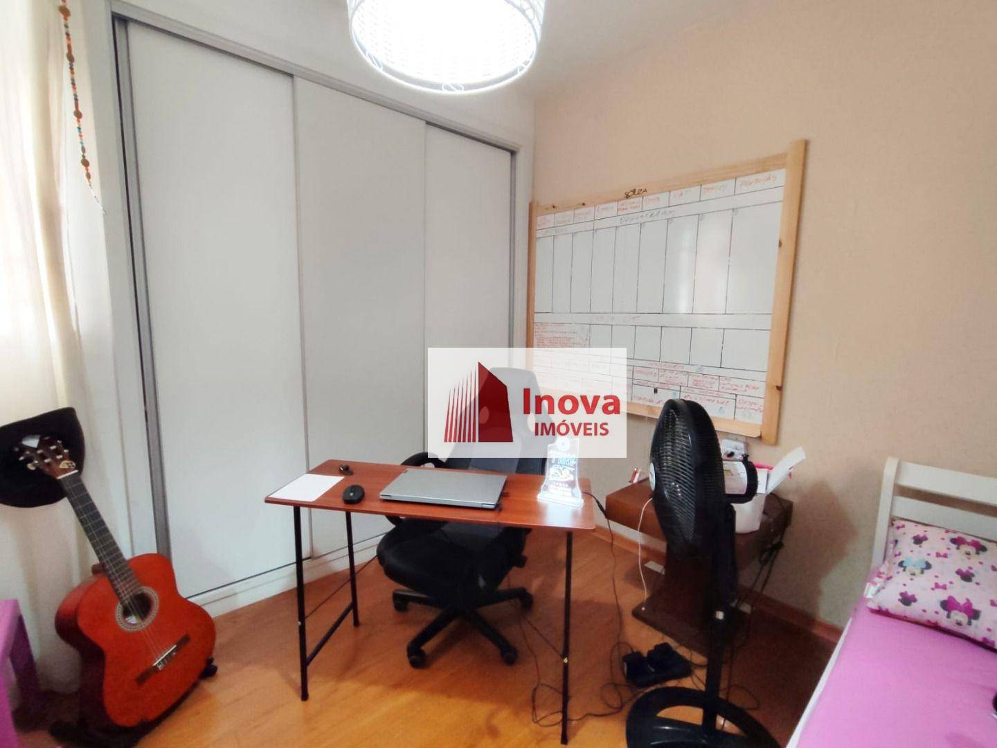 Apartamento à venda com 2 quartos, 75m² - Foto 17