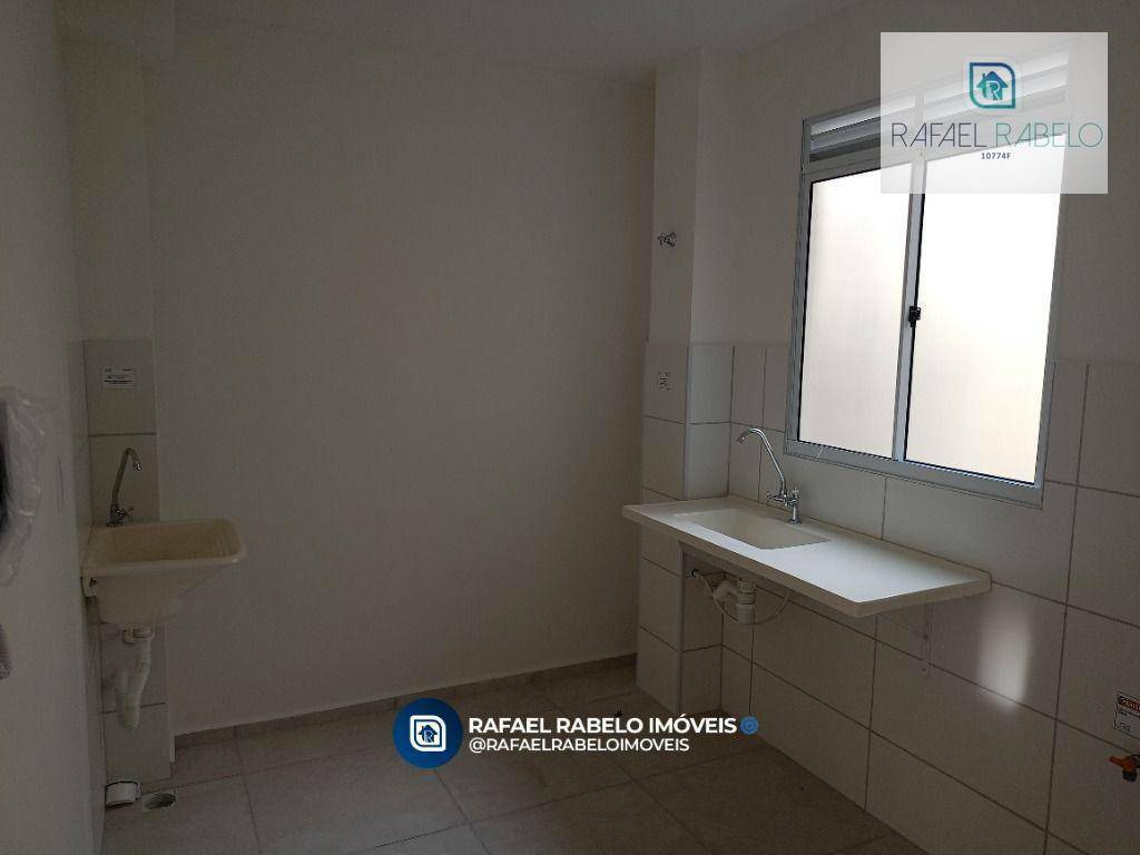 Apartamento à venda com 2 quartos, 40m² - Foto 9