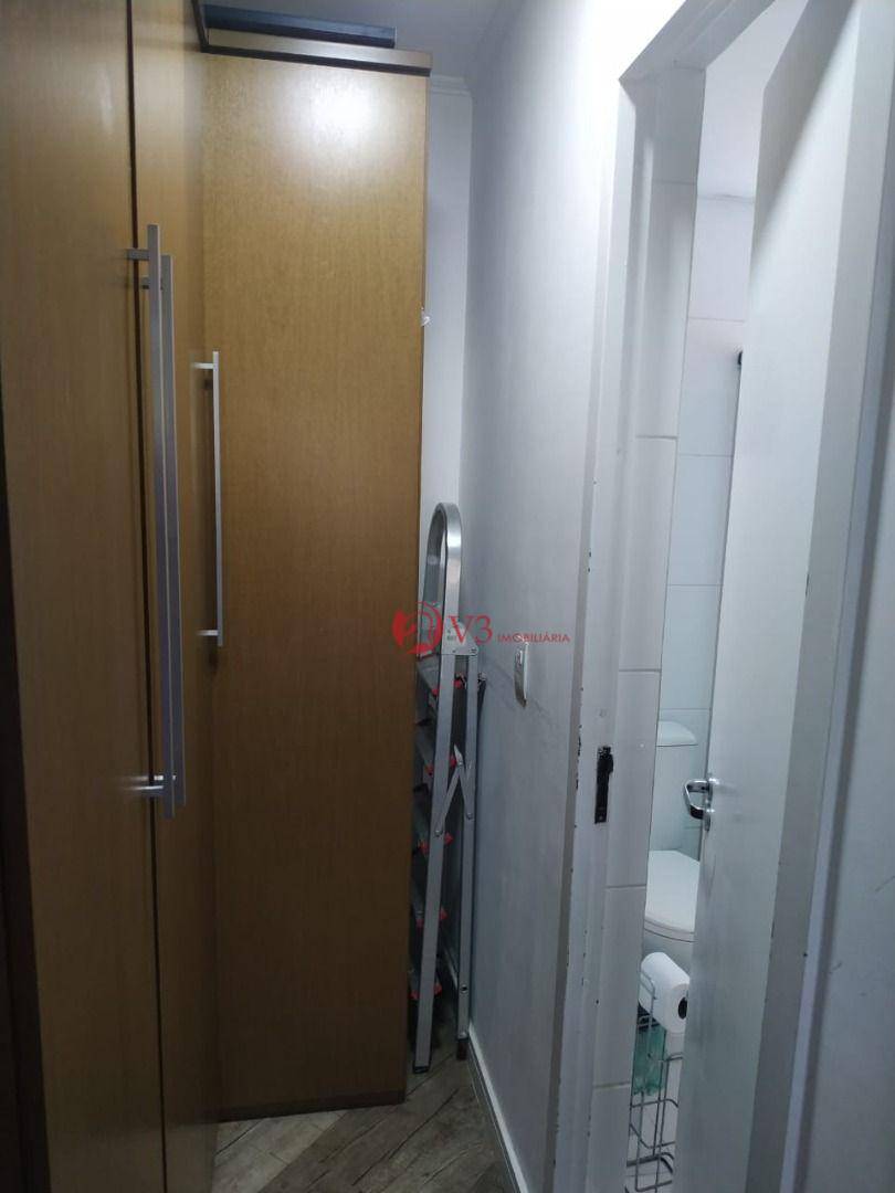 Apartamento à venda com 3 quartos, 67m² - Foto 18