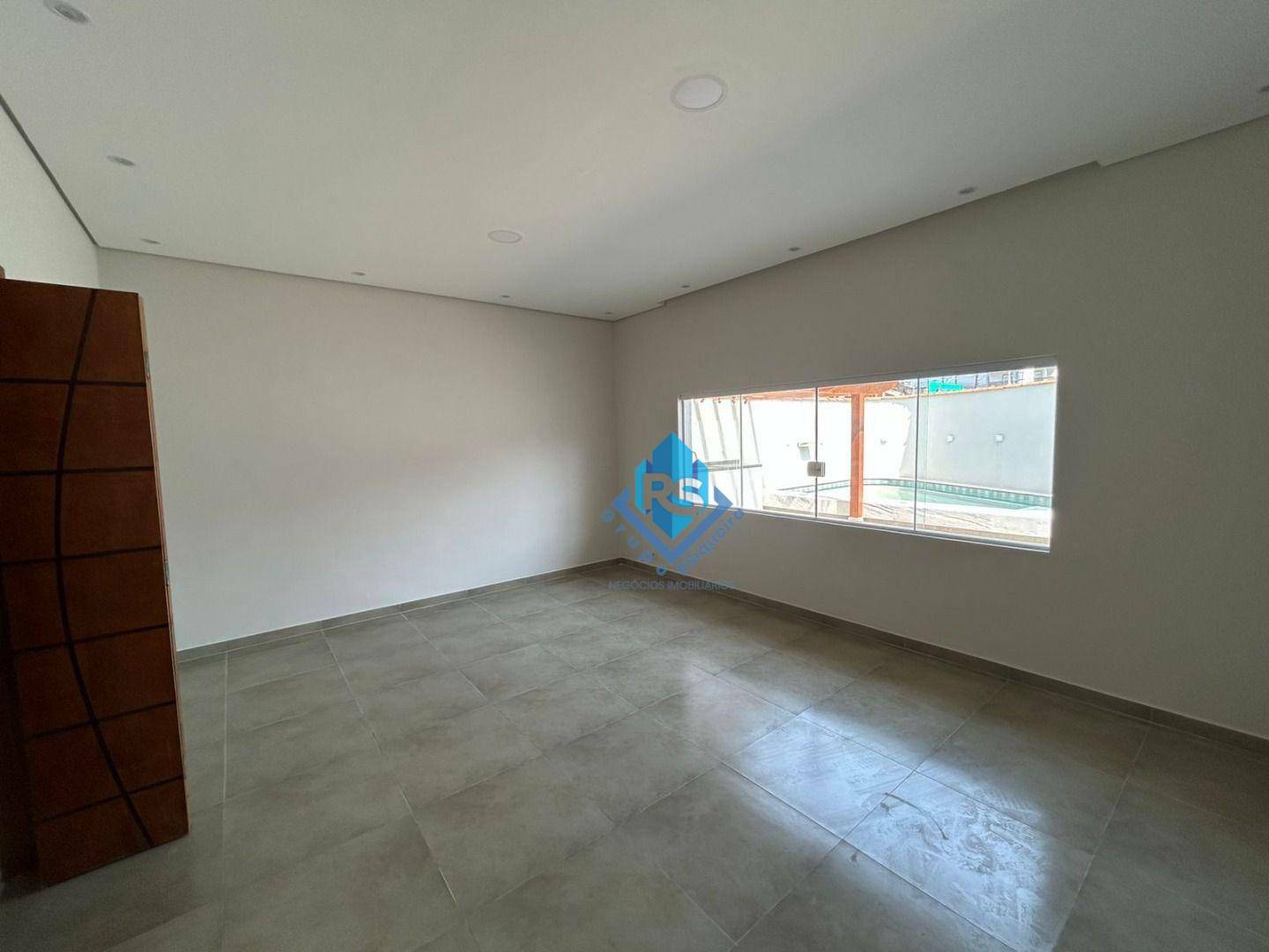 Casa à venda com 3 quartos, 211m² - Foto 5