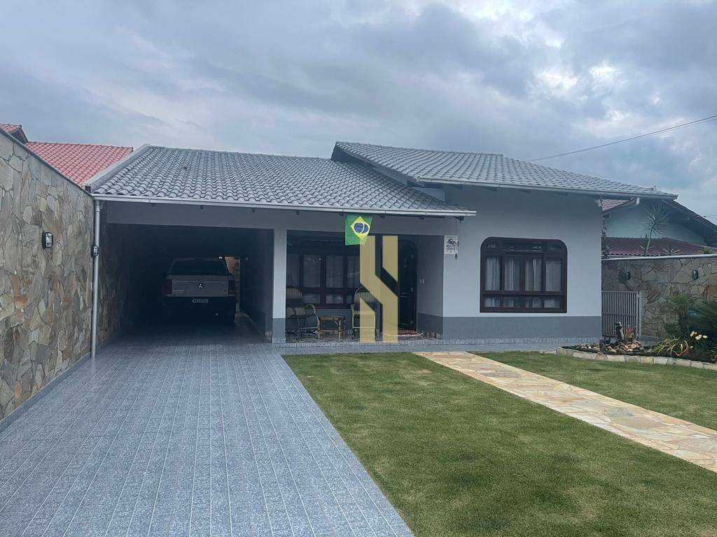 Casa, 3 quartos, 172 m² - Foto 1