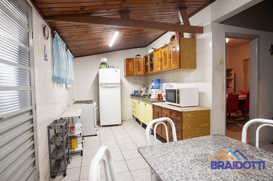 Casa à venda com 2 quartos, 80m² - Foto 7