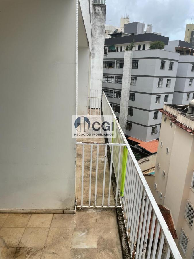 Apartamento à venda com 3 quartos, 160m² - Foto 7