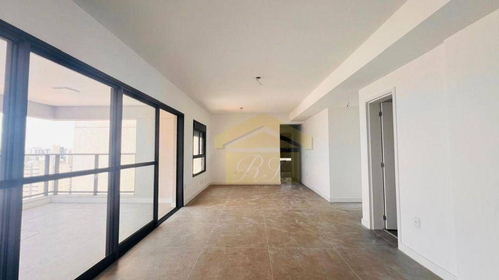 Apartamento à venda com 3 quartos, 141m² - Foto 4