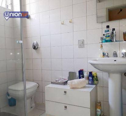 Apartamento à venda com 2 quartos, 66m² - Foto 7