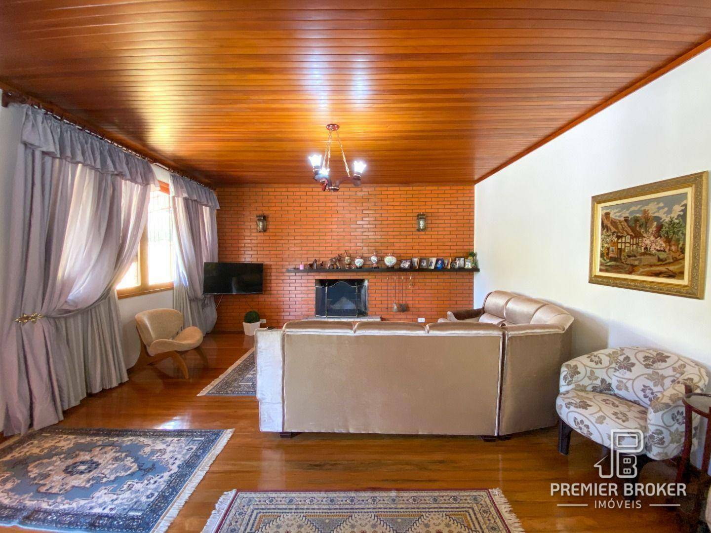 Casa à venda com 5 quartos, 250m² - Foto 14