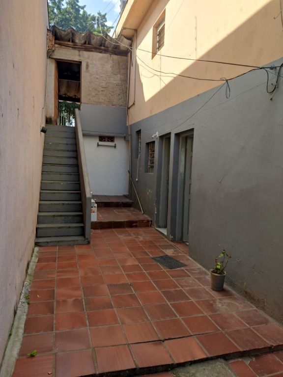 Casa à venda com 5 quartos, 130m² - Foto 37