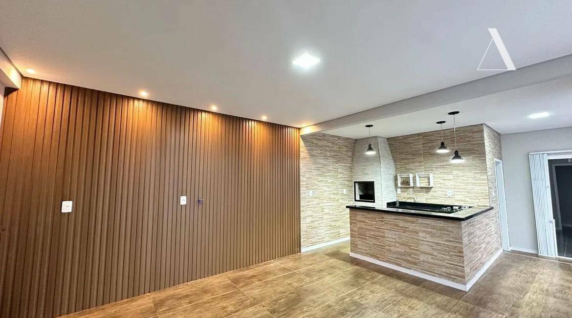 Casa à venda com 3 quartos, 120m² - Foto 3