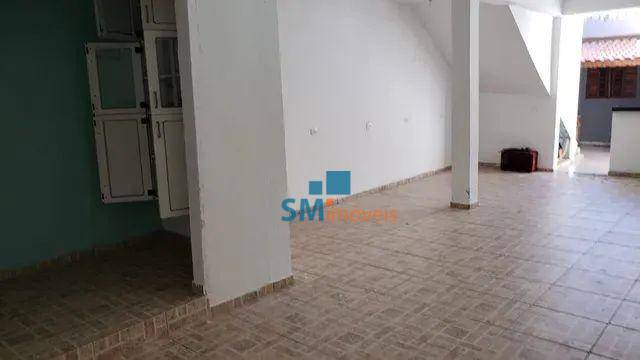 Sobrado à venda com 2 quartos, 205m² - Foto 13