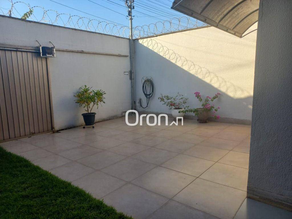 Casa à venda com 3 quartos, 68m² - Foto 10