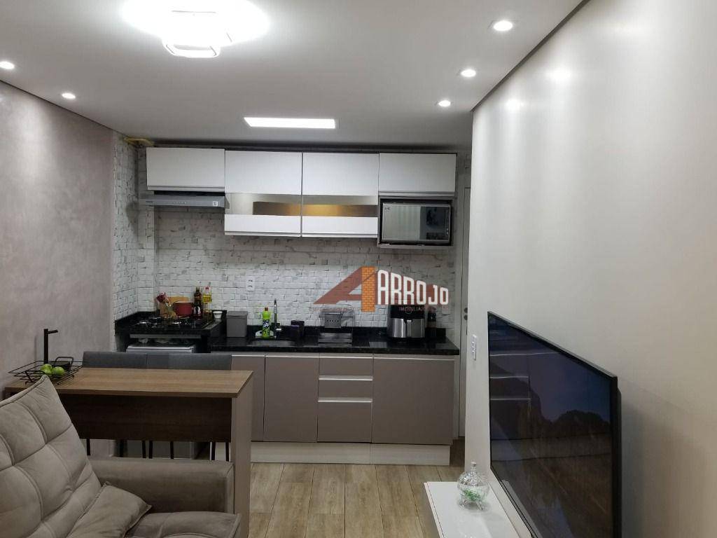 Apartamento à venda com 2 quartos, 38m² - Foto 9