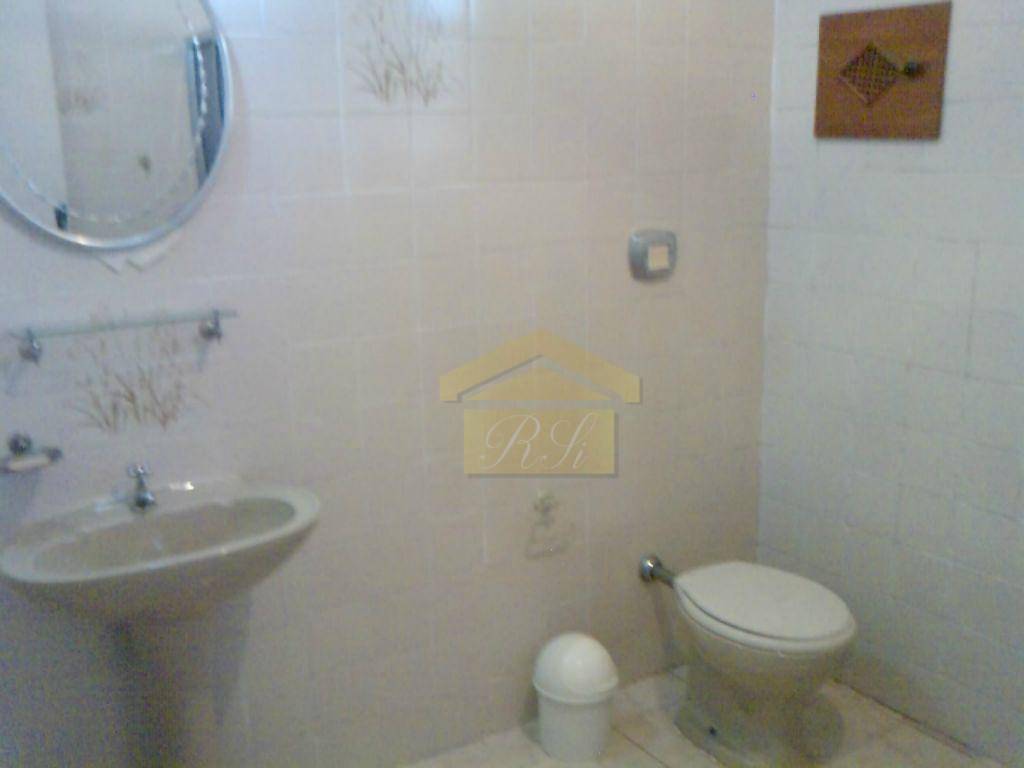 Casa à venda com 3 quartos, 200m² - Foto 16