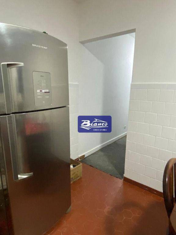 Casa à venda com 2 quartos, 90m² - Foto 11