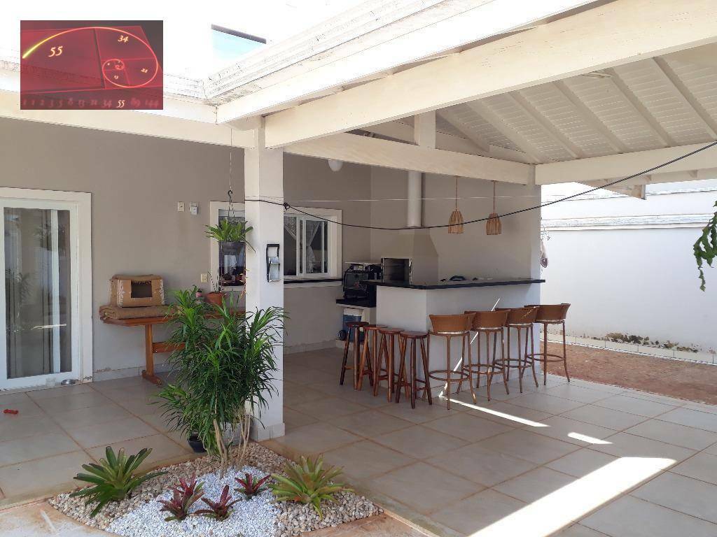 Casa à venda com 3 quartos, 235m² - Foto 21