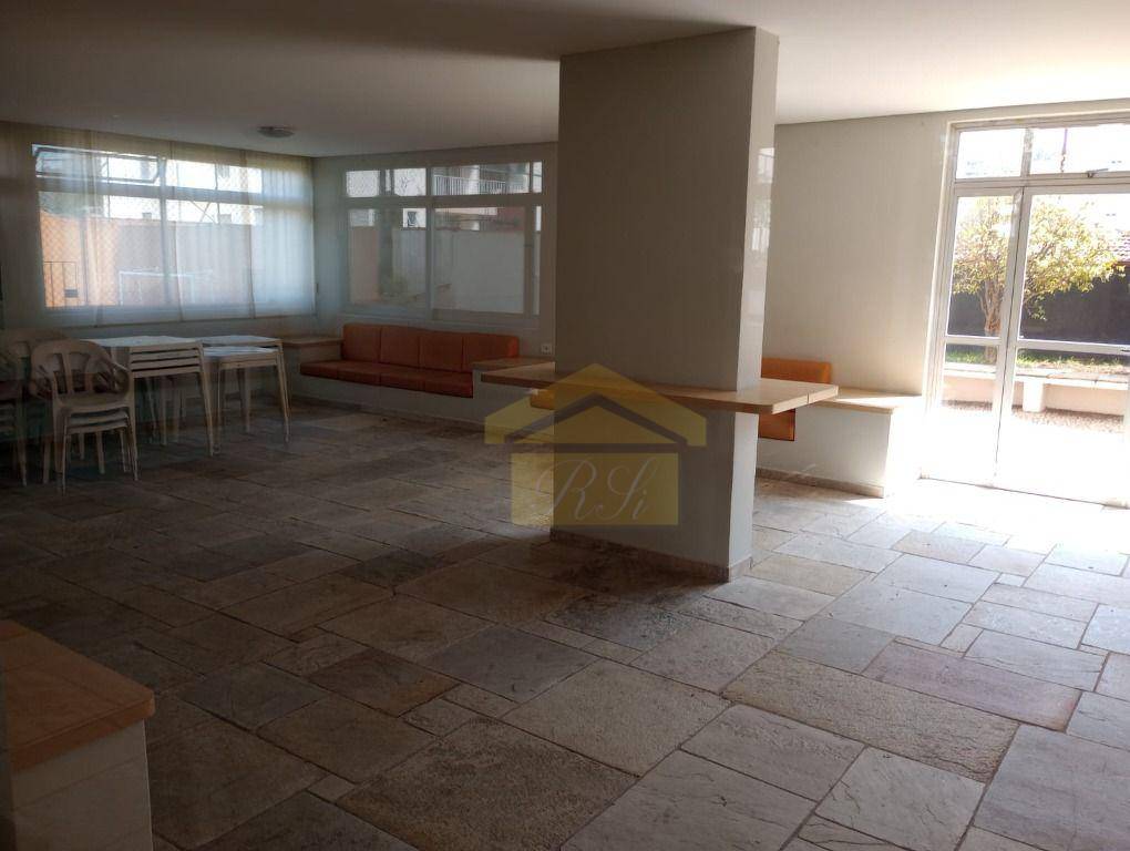 Apartamento à venda com 3 quartos, 98m² - Foto 17