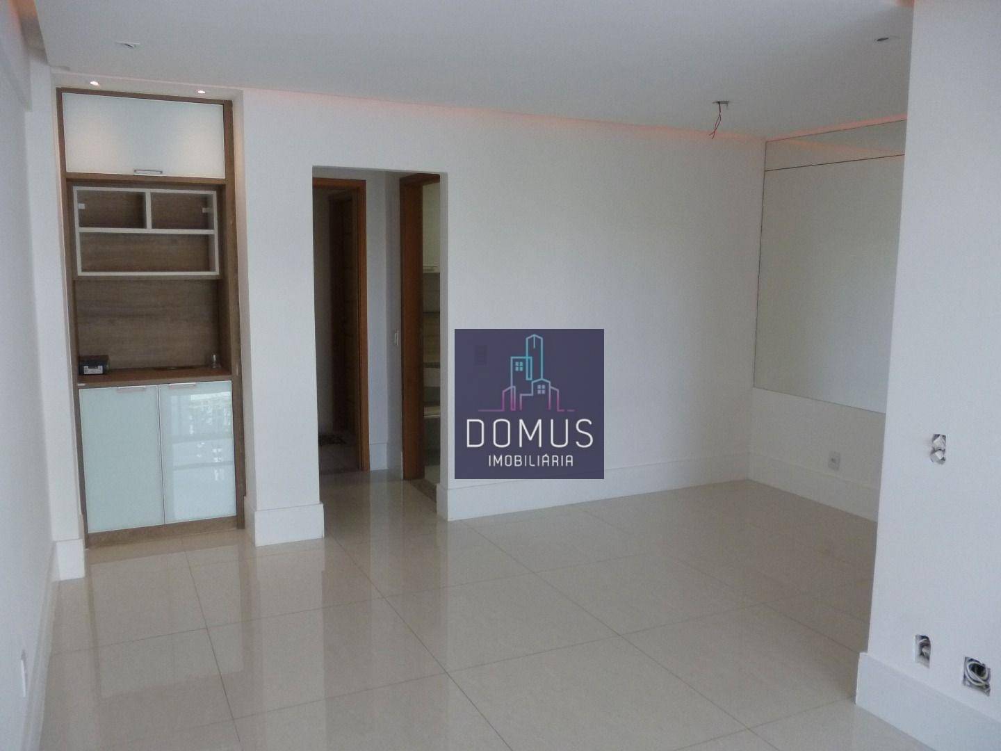 Apartamento à venda com 3 quartos, 93m² - Foto 3