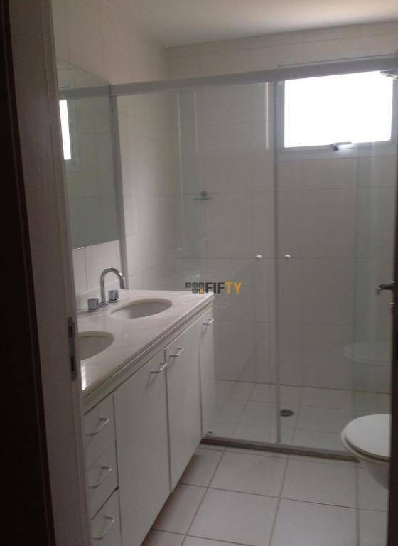 Apartamento para alugar com 3 quartos, 186m² - Foto 9