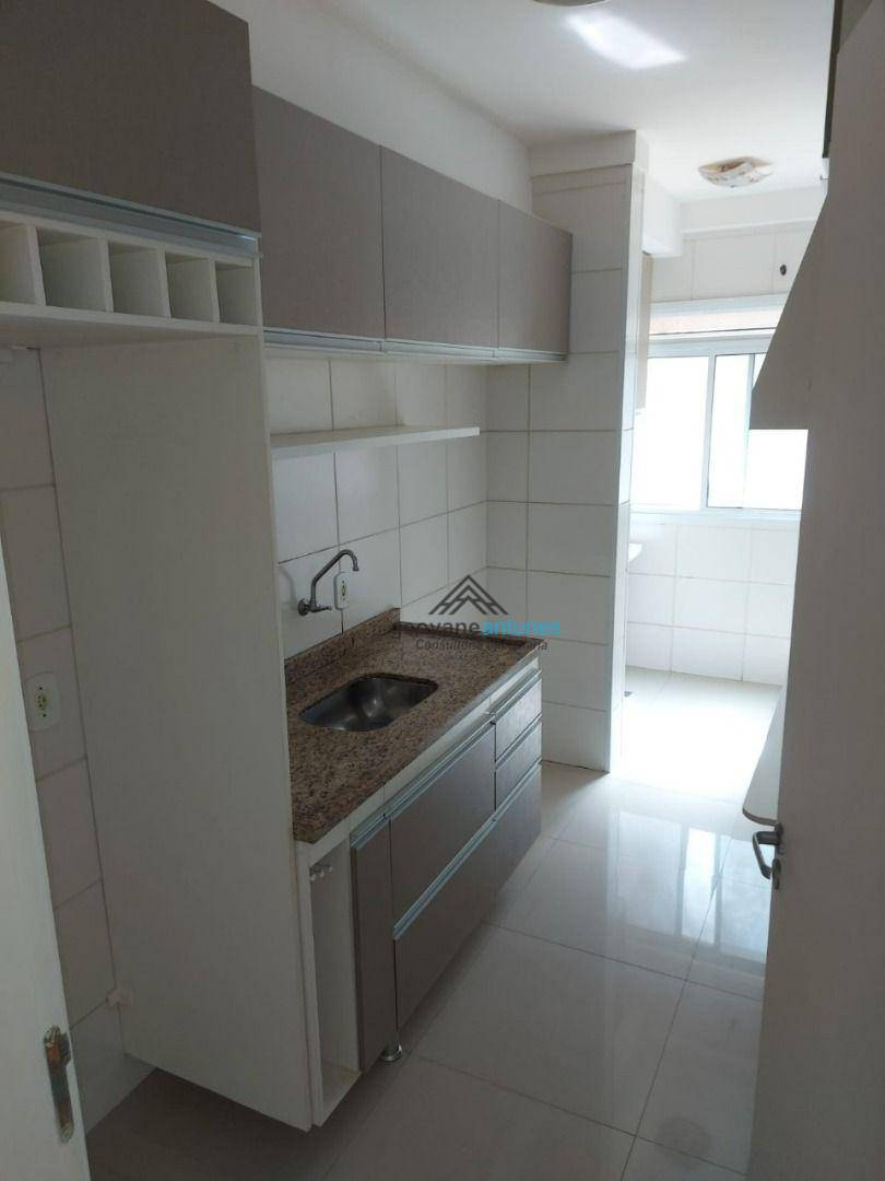 Apartamento à venda com 2 quartos, 50m² - Foto 4