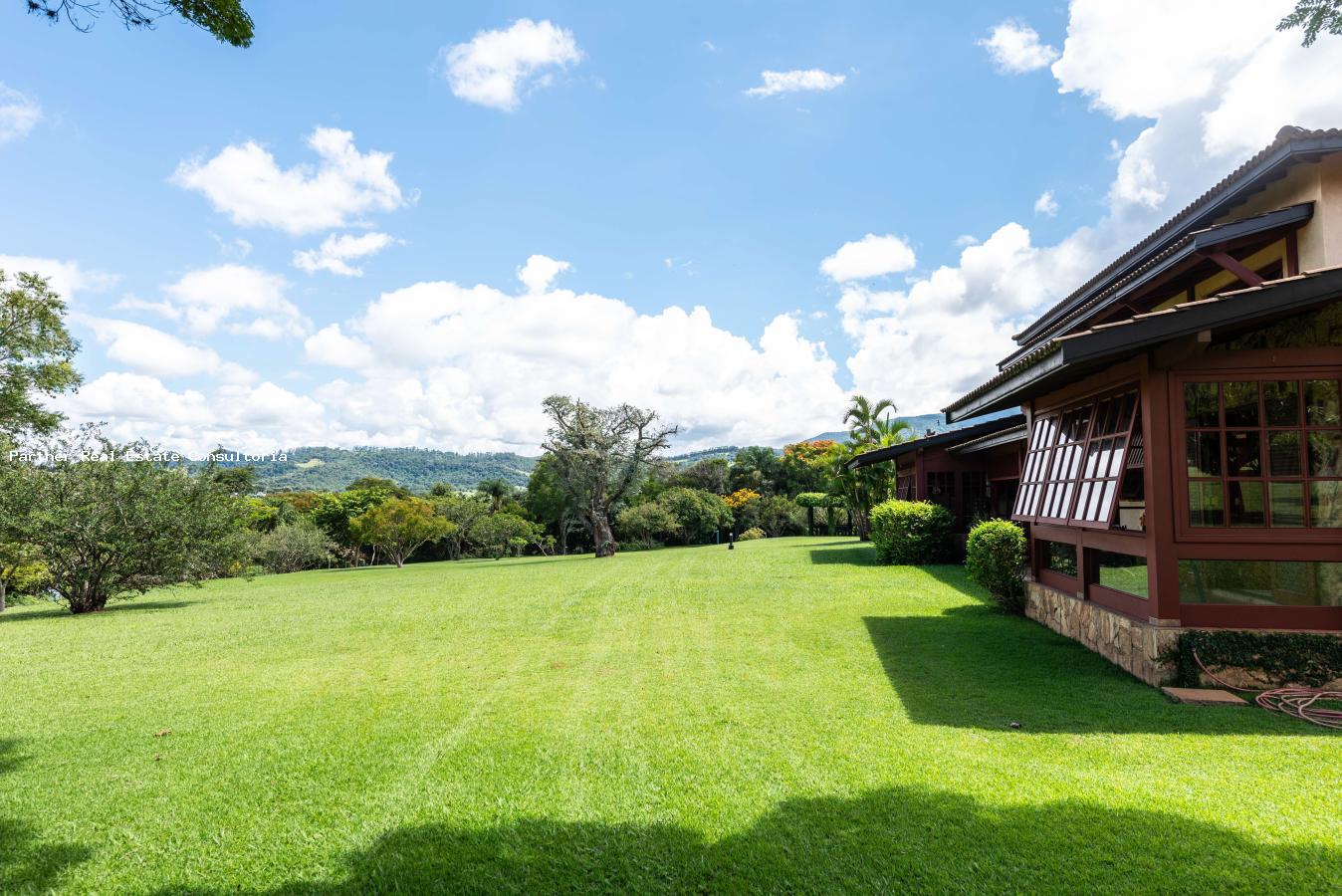 Sítio à venda com 9 quartos, 102794m² - Foto 12