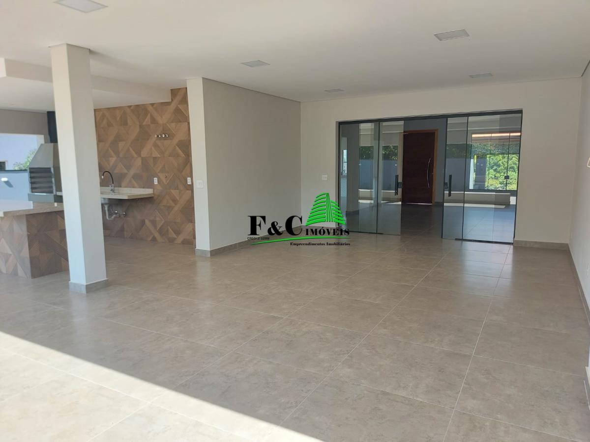 Casa para alugar com 3 quartos, 1402m² - Foto 11