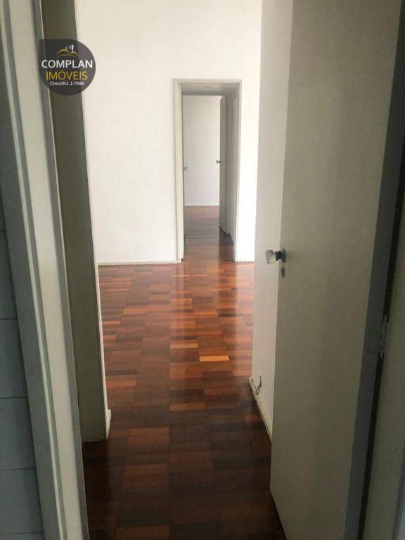 Apartamento à venda com 2 quartos, 74m² - Foto 4