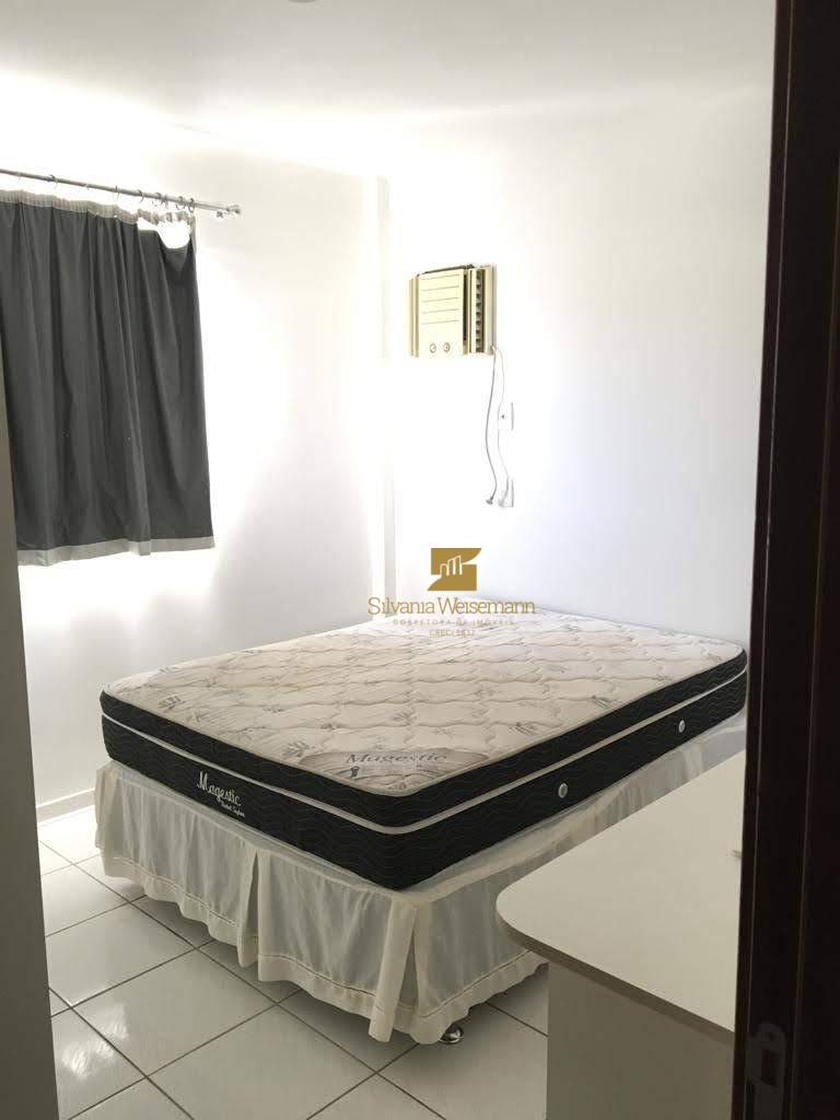 Apartamento à venda com 3 quartos, 68m² - Foto 5