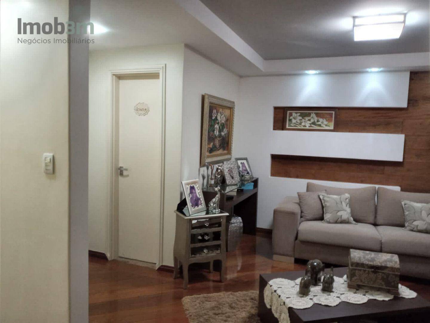 Apartamento à venda com 4 quartos, 190m² - Foto 7