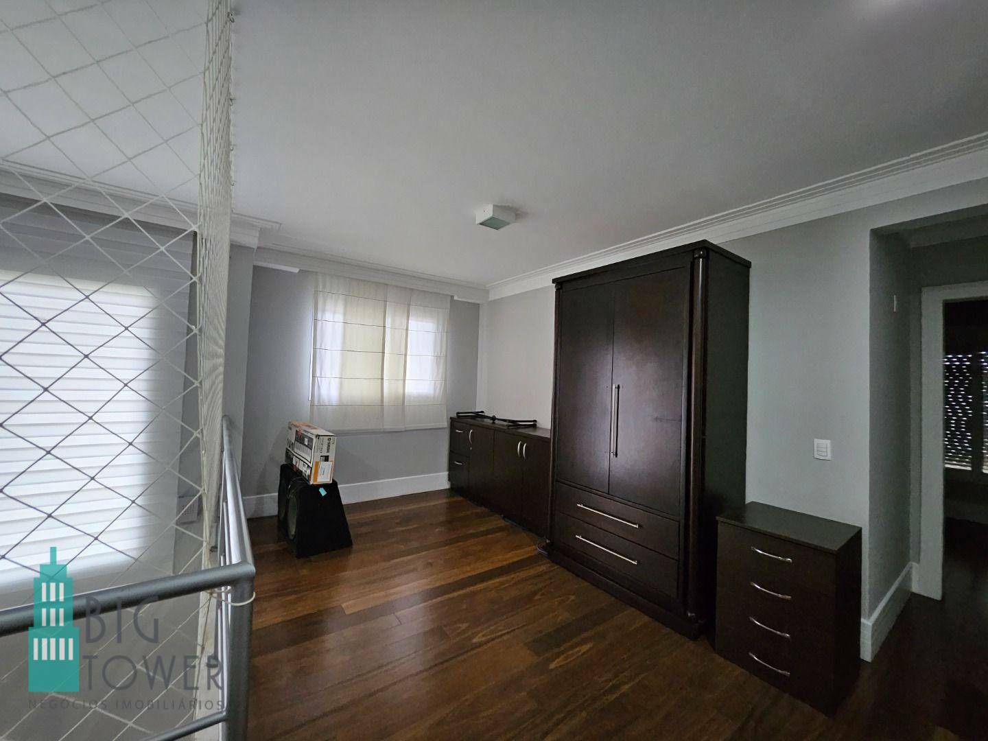 Casa de Condomínio à venda com 4 quartos, 305m² - Foto 33