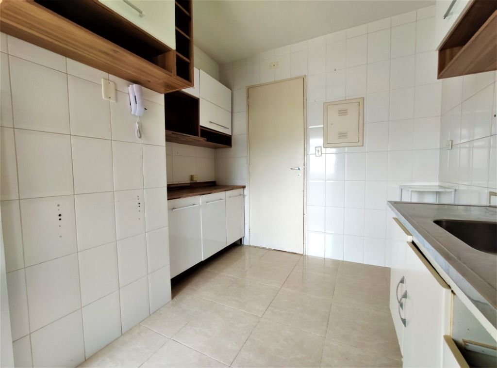 Apartamento à venda com 2 quartos, 55m² - Foto 4