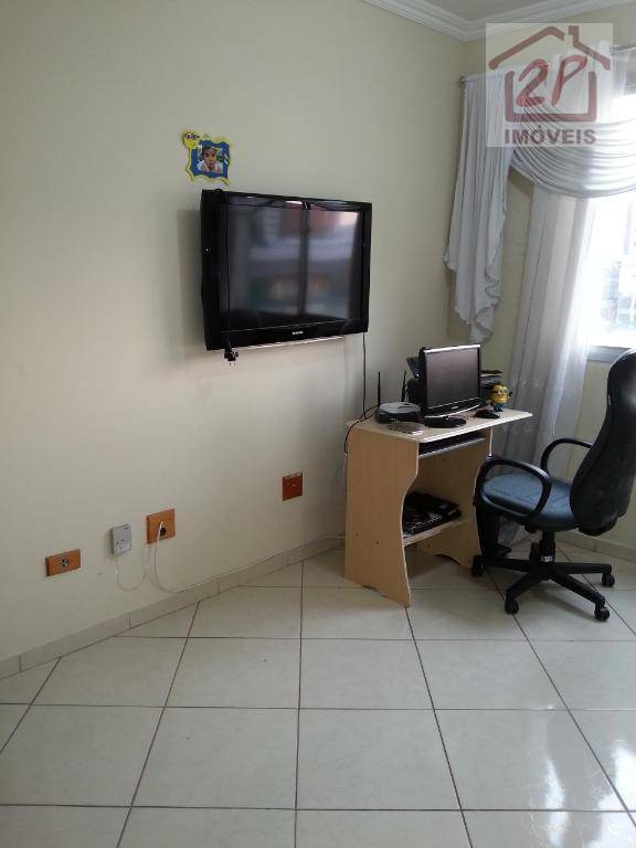 Apartamento à venda com 2 quartos, 65m² - Foto 4