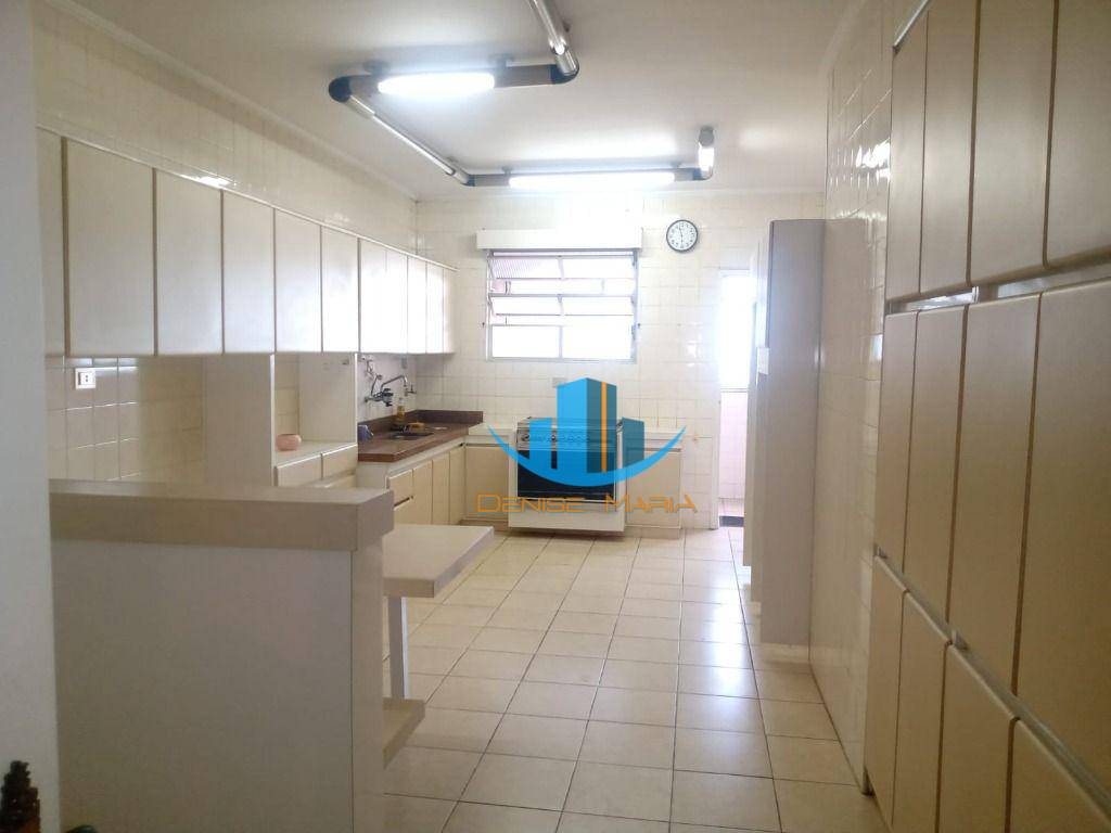 Apartamento à venda com 3 quartos, 140m² - Foto 33