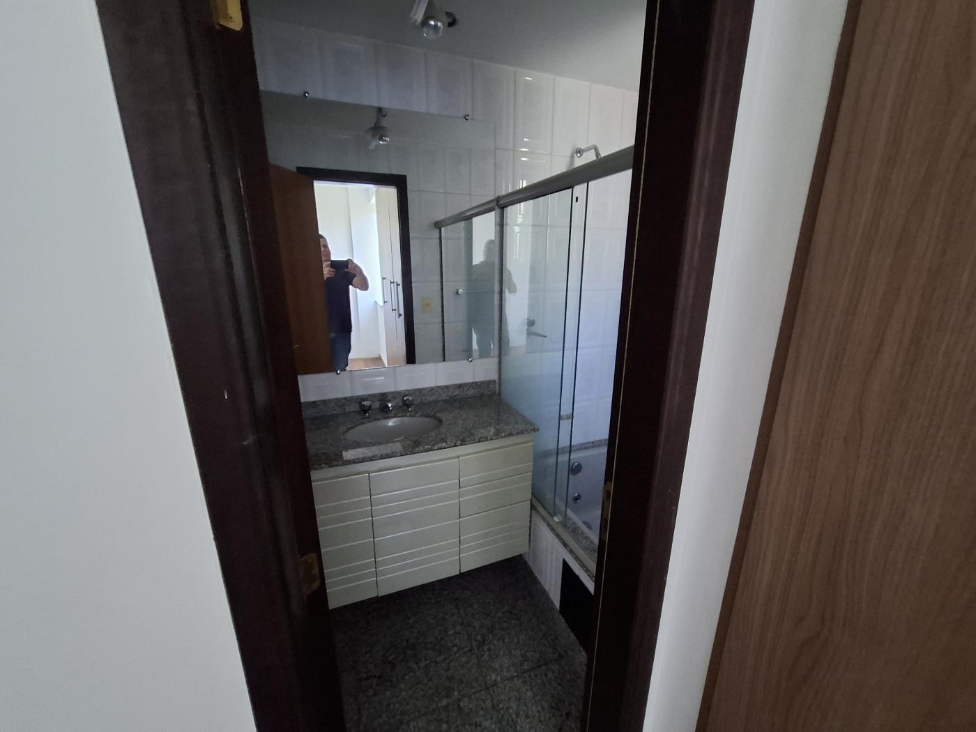 Apartamento à venda com 4 quartos, 180m² - Foto 17