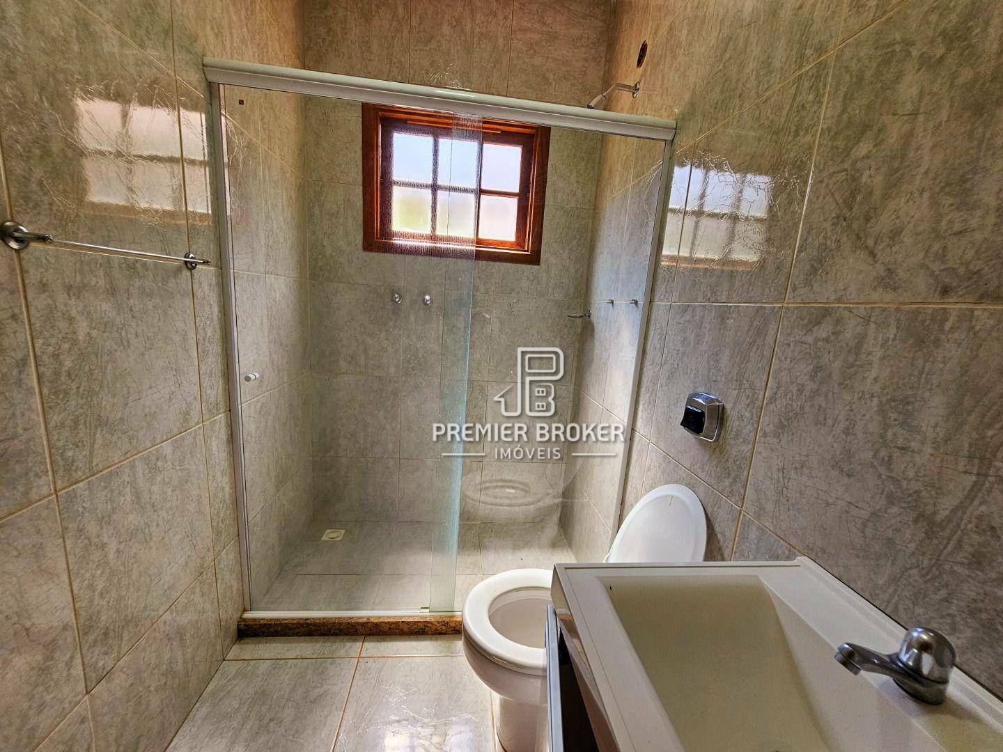 Casa de Condomínio à venda com 3 quartos, 240m² - Foto 22